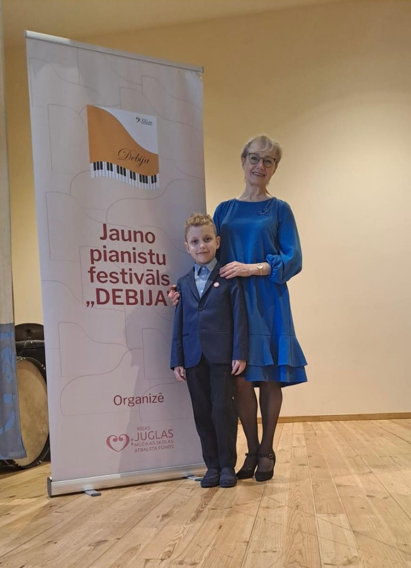 IX jauno pianistu festivāls "Debija" 2025